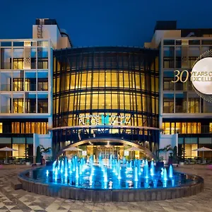 https://millennium-place-mirdif-dubai.dubaihotelsoffers.com