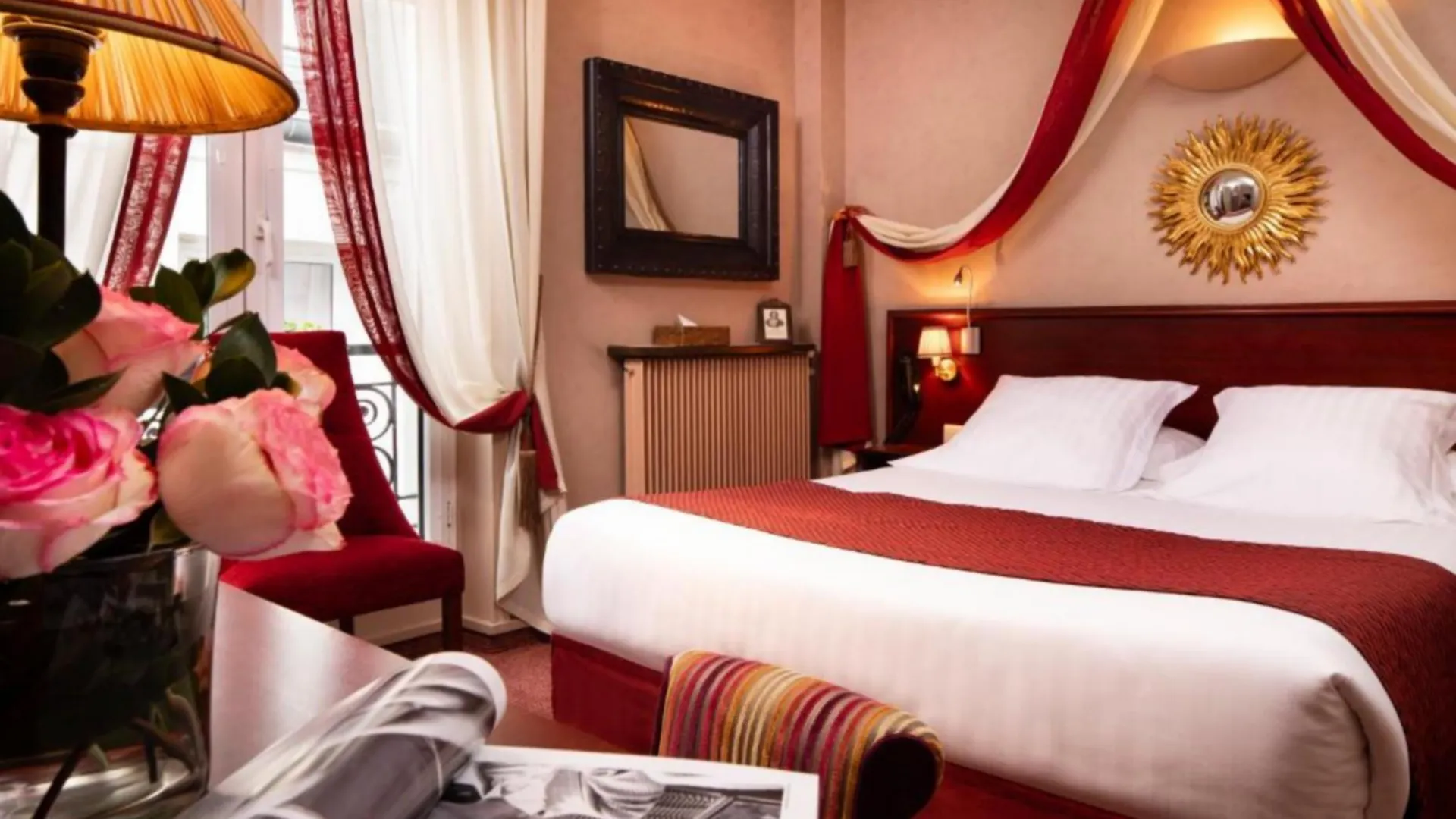 ***  Hotel Britannique Paris France