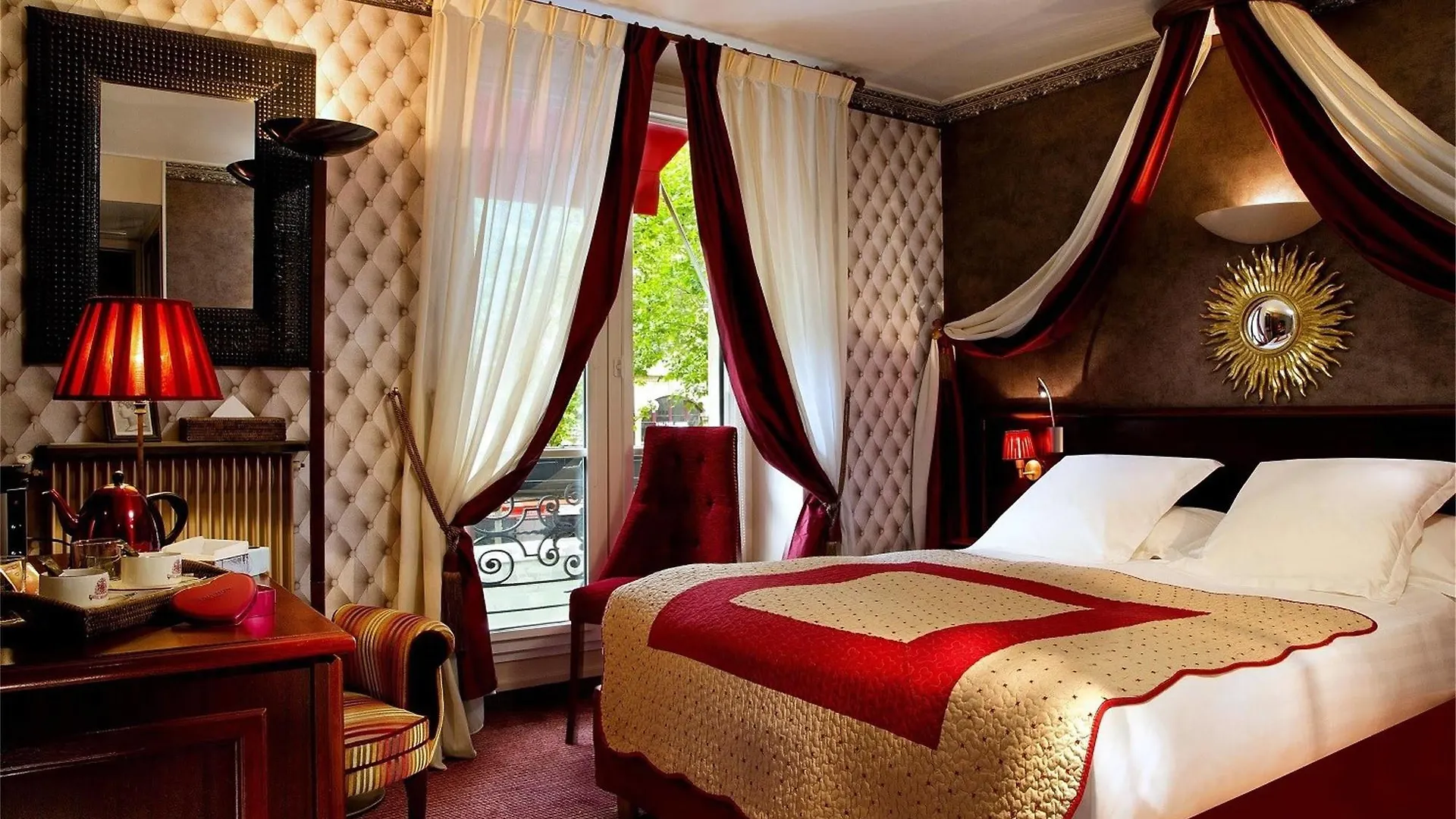 Hotel Britannique contacts